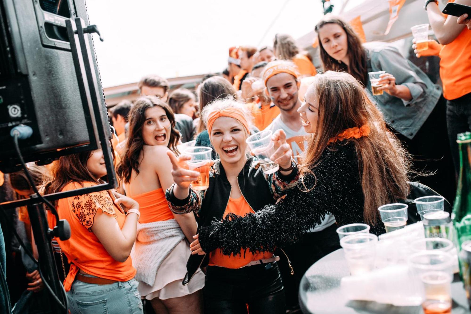 The Esn Kingsday Campsite أمستردام المظهر الخارجي الصورة